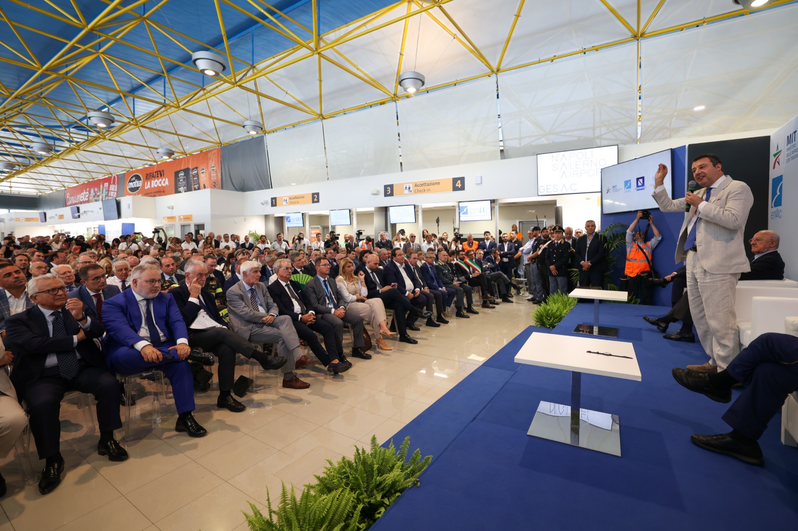   Cerimonia di inaugurazione
